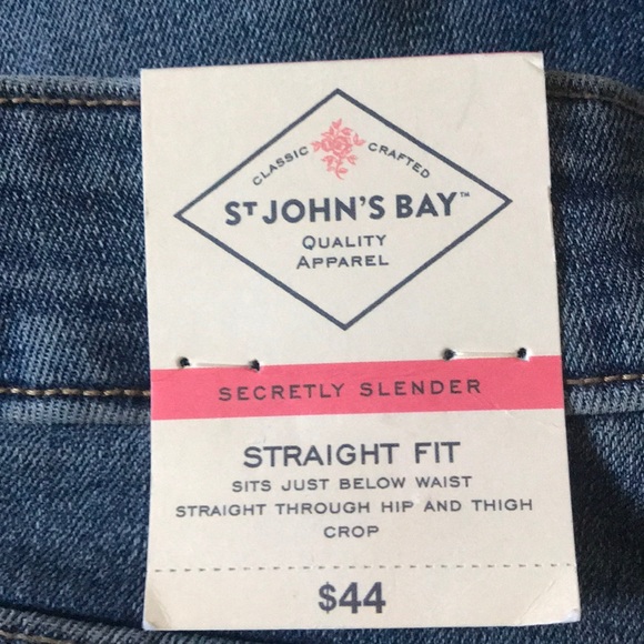 Blue jean capris - Picture 3 of 3